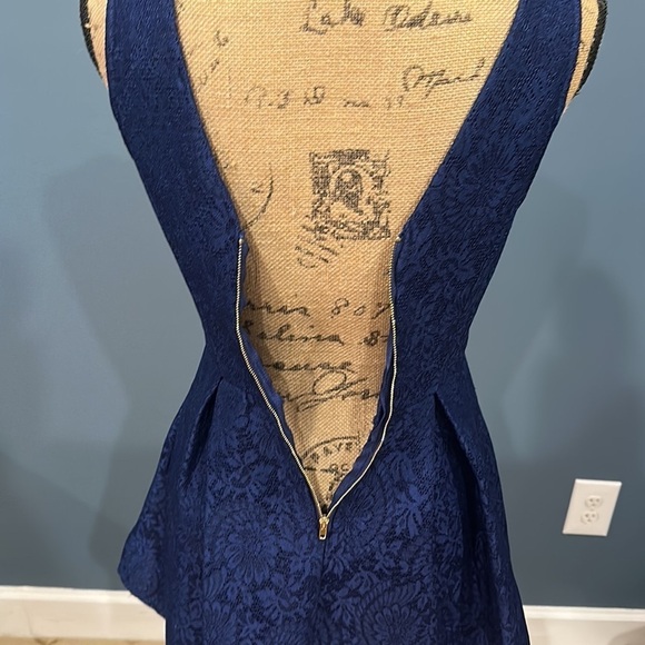 Francesca’s dress size small women’s - Picture 7 of 9